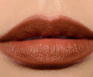 Mac Lipstick | Maliha Beauty