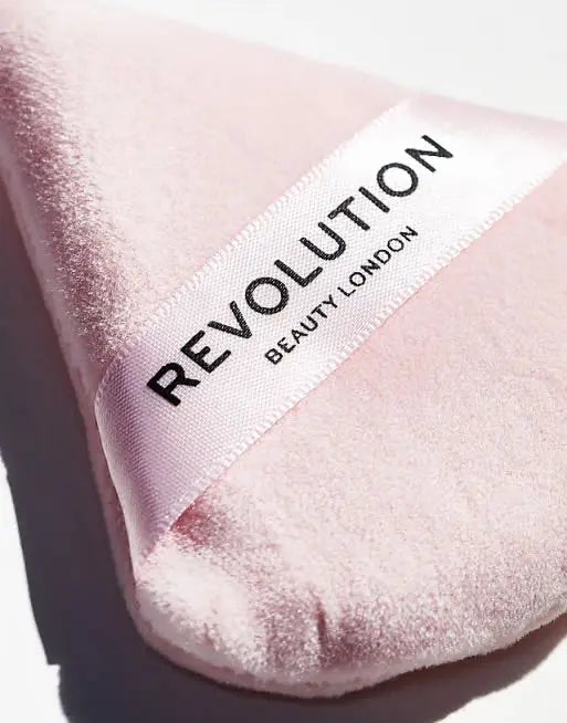 Revolution IRL Soft Focus Powder Puff Maliha Beauty